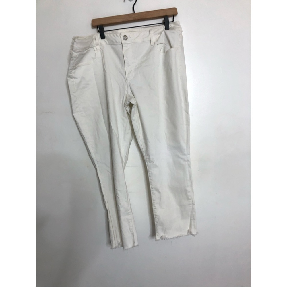 American Eagle Outfitters Jegging Crop Skinny Jeans W/ Fringed Hems